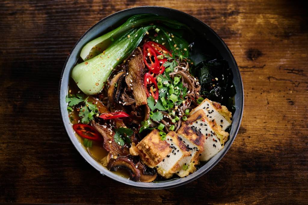 Le tofu sous toutes ses formes : recettes et astuces